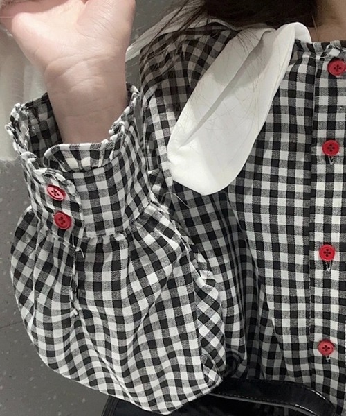 SHOUYO(ショウヨウ)の「ビッグカラー×ギンガムチェックブラウス/レッドボタンがアクセント(シャツ/ブラウス・レディース・ブラック・M)」の8枚目の写真