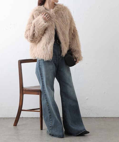 COLONY 2139（コロニートゥーワンスリーナイン）の「ロングファーノーカラーショートコート（ノーカラーコート・レディース・アイボリー/チャコールグレー/ベージュ・FREE）」の22枚目の写真