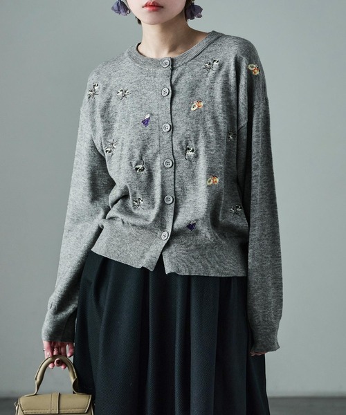 Fashion Letter（ファッションレター）の「レトロ刺繍 クルーニットカーディガン（ニット/セーター・レディース・ブラック/杢グレー/ブラウン・M）」の6枚目の写真