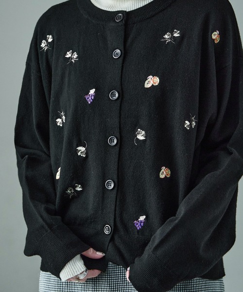 Fashion Letter（ファッションレター）の「レトロ刺繍 クルーニットカーディガン（ニット/セーター・レディース・ブラック/杢グレー/ブラウン・M）」の13枚目の写真