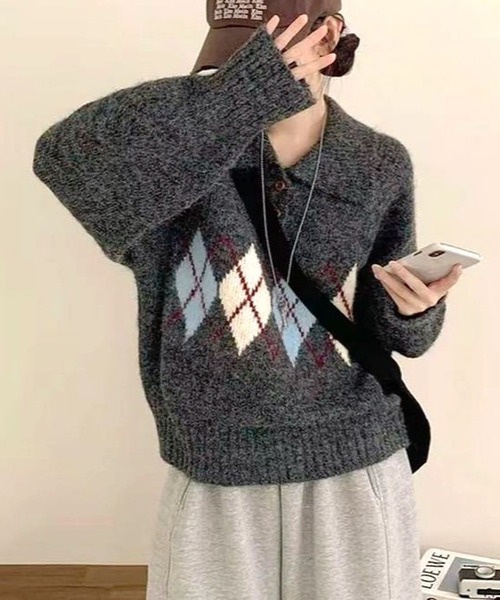 inst.ALL（インストール）の「ポロ襟アーガイルニット（ニット/セーター・レディース・モカ/グレー・M）」の6枚目の写真