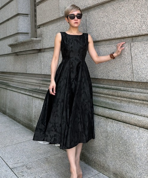 JENNE(ジェンヌ)の「ジャガードドレスワンピース(ワンピース・レディース・ピンク/ホワイト/ブラック・SMALL/MEDIUM/LARGE)」の2枚目の写真
