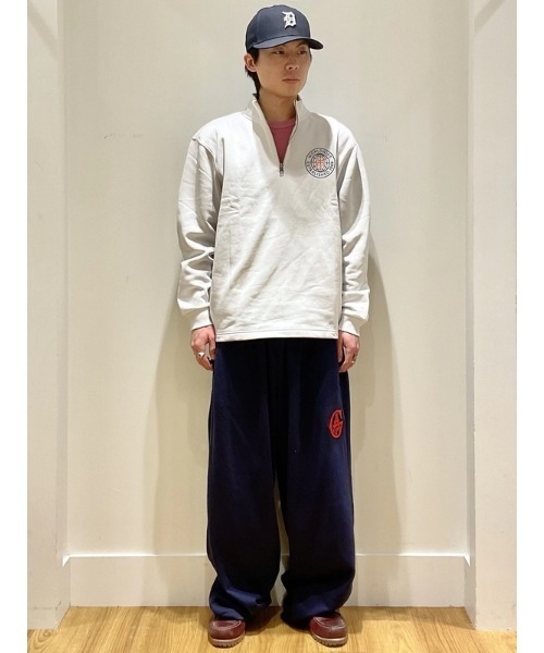 セール】リラックスフィット GAPロゴ グラフィック 1/4 ジップアップ