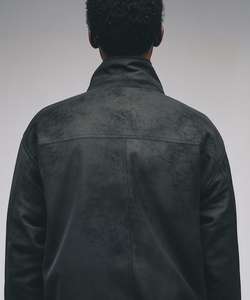 Adoon plain（アドーンプレーン）の「Faux Suede Stand Neck Blouson / フェイクスウェードスタンドネックブルゾン（ブルゾン・メンズ・ブラック/ブラウン・MEDIUM/LARGE）」の14枚目の写真