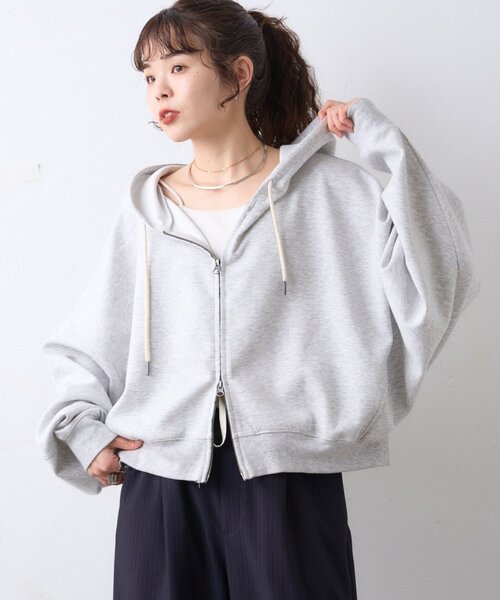 CIAOPANIC TYPY(チャオパニックティピー)の「【ゆるっと抜け感大人フーディー】ピグメントダンボールパーカー(パーカー・レディース・イエロー/ネイビー/ピンク/チャコールグレー/グレー・ONE SIZE)」の6枚目の写真