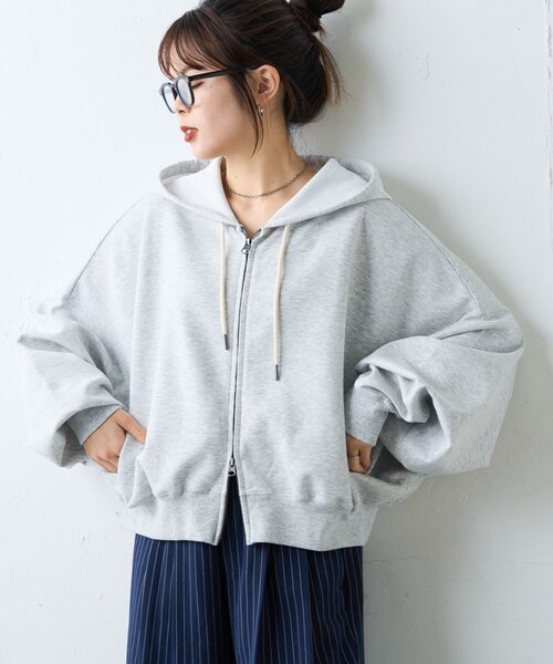 CIAOPANIC TYPY(チャオパニックティピー)の「【ゆるっと抜け感大人フーディー】ピグメントダンボールパーカー(パーカー・レディース・イエロー/ネイビー/ピンク/チャコールグレー/グレー・ONE SIZE)」の10枚目の写真