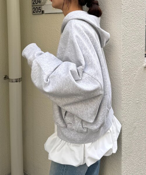 CIAOPANIC TYPY(チャオパニックティピー)の「【ゆるっと抜け感大人フーディー】ピグメントダンボールパーカー(パーカー・レディース・イエロー/ネイビー/ピンク/チャコールグレー/グレー・ONE SIZE)」の17枚目の写真