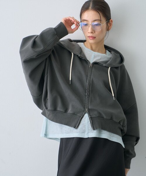CIAOPANIC TYPY(チャオパニックティピー)の「【ゆるっと抜け感大人フーディー】ピグメントダンボールパーカー(パーカー・レディース・イエロー/ネイビー/ピンク/チャコールグレー/グレー・ONE SIZE)」の20枚目の写真