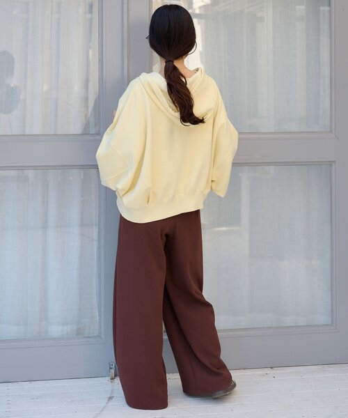 CIAOPANIC TYPY（チャオパニックティピー）の「【ゆるっと抜け感大人フーディー】ピグメントダンボールパーカー（パーカー・レディース・イエロー/ネイビー/ピンク/チャコールグレー/グレー・ONE SIZE）」の9枚目の写真