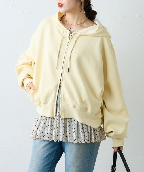 CIAOPANIC TYPY（チャオパニックティピー）の「【ゆるっと抜け感大人フーディー】ピグメントダンボールパーカー（パーカー・レディース・イエロー/ネイビー/ピンク/チャコールグレー/グレー・ONE SIZE）」の11枚目の写真