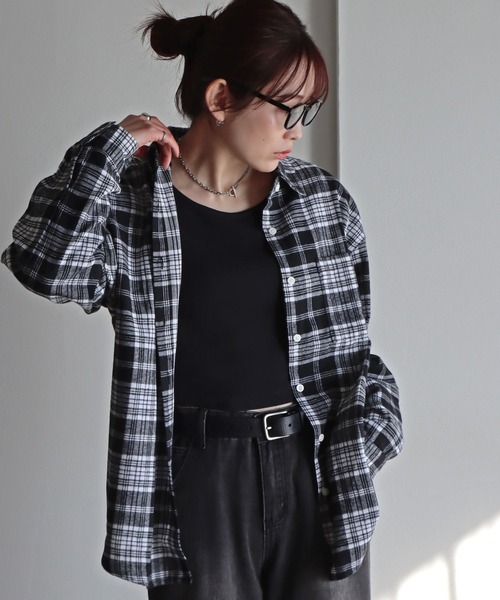 COURO（コウロ）の「ネルチェックシャツ（シャツ/ブラウス・レディース・グレー系/ネイビー系/グレー/ブラック/ネイビー系1/ライトグレー・FREE）」の2枚目の写真