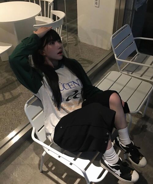 MUCENT(ムセント)の「エッセンシャルロゴナグランロングスリーブ配色ロングスリーブ長袖Tシャツ男女共用(2カラー)(Tシャツ/カットソー・レディース・その他/ブラック・FREE)」の9枚目の写真