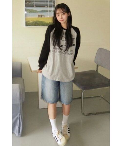 MUCENT(ムセント)の「エッセンシャルロゴナグランロングスリーブ配色ロングスリーブ長袖Tシャツ男女共用(2カラー)(Tシャツ/カットソー・レディース・その他/ブラック・FREE)」の7枚目の写真