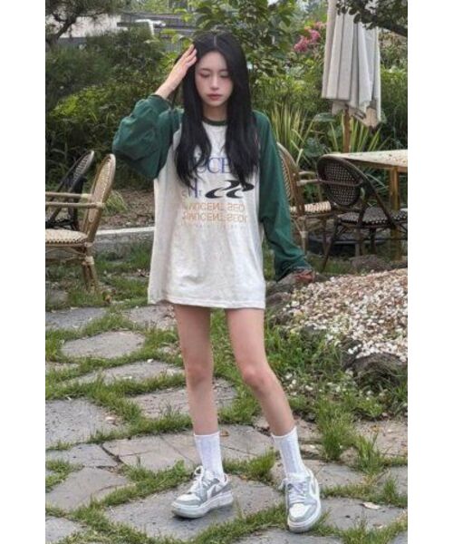 MUCENT(ムセント)の「エッセンシャルロゴナグランロングスリーブ配色ロングスリーブ長袖Tシャツ男女共用(2カラー)(Tシャツ/カットソー・レディース・その他/ブラック・FREE)」の3枚目の写真