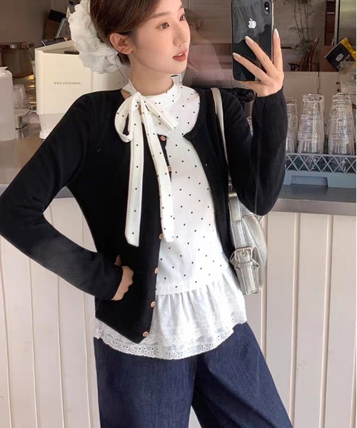 AsheKsha(アシクシャ)の「ドット柄ストラップ付きオフショルダー長袖Tシャツ スイート&スパイシーなシルエットのフィットトップス(Tシャツ/カットソー・レディース・ホワイト・M)」の15枚目の写真