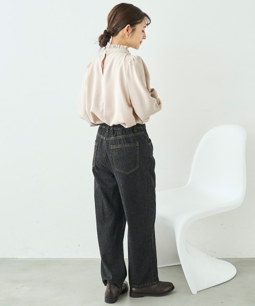 mil（ミル）の「フリルカラー ボリュームスリーブ ブラウス【586122】（シャツ/ブラウス・レディース・グレイッシュベージュ/ブラック/オフホワイト・XS/S）」の13枚目の写真