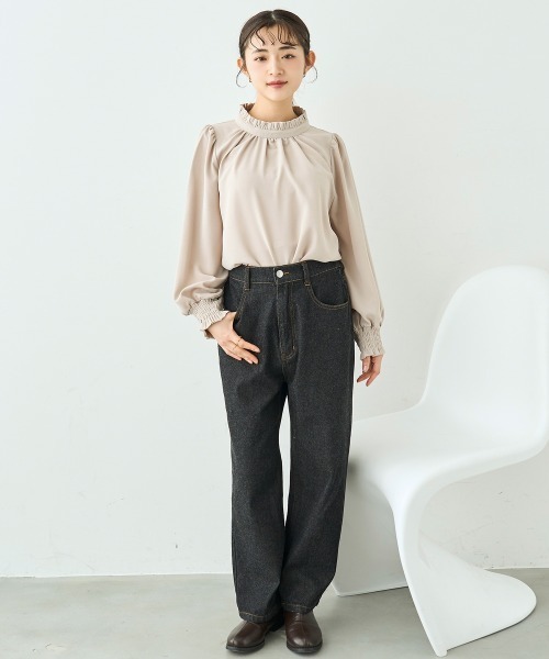 mil（ミル）の「フリルカラー ボリュームスリーブ ブラウス【586122】（シャツ/ブラウス・レディース・グレイッシュベージュ/ブラック/オフホワイト・XS/S）」の14枚目の写真