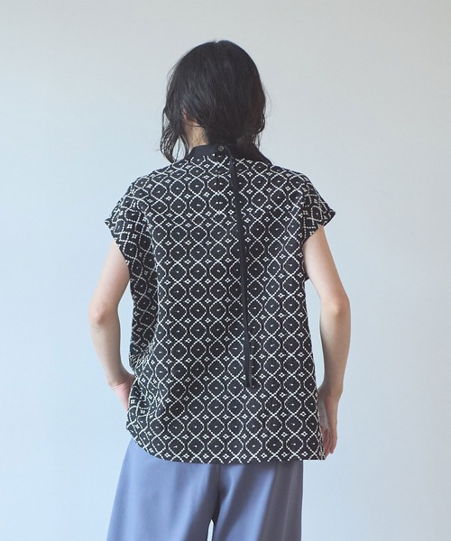 yuni（ユニ　）の「単色刺繍 french sleevesブラウス（シャツ/ブラウス・レディース・ブラック/ベージュ/グリーン・FREE）」の8枚目の写真