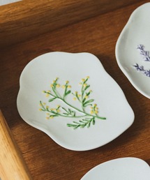 studio CLIP（スタディオクリップ）の「ルペタルフラワーシルエットプレート（食器）」