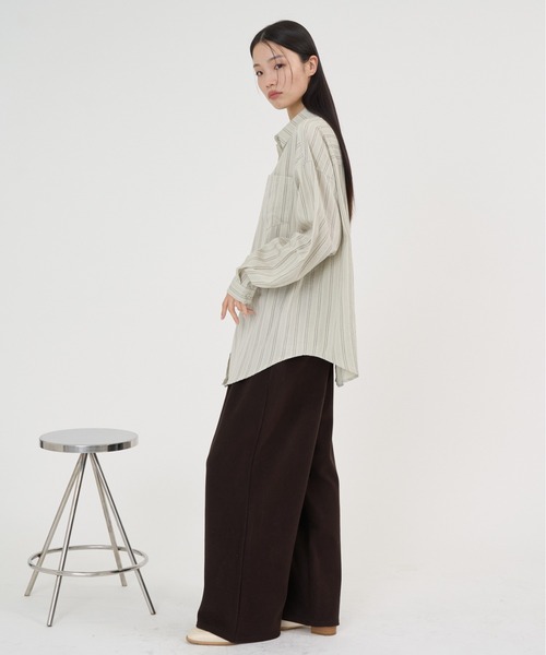 NUJOH（ヌゾ）の「Soft Line Oversized Shirt / ソフトラインオーバーサイズシャツ（シャツ/ブラウス・レディース・ホワイト/グリーン/イエロー/ブルー・FREE）」の9枚目の写真