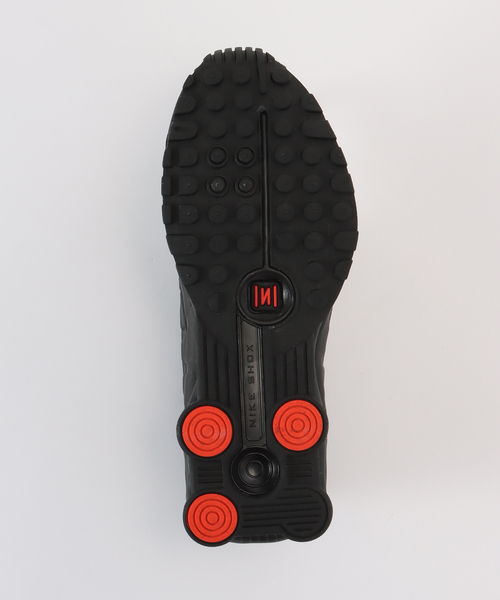 NIKE（ナイキ）の「NIKE / ナイキ W SHOX R4（スニーカー・レディース・ブラック・25cm/24cm/23cm）」の6枚目の写真