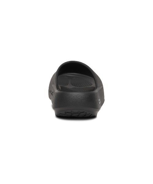 OOFOS(ウーフォス)の「ウーフォス OOFOS OOahh+ Black(サンダル・メンズ・ブラック・23.0cm/24.0cm/25.0cm/26.0cm/27.0cm/28.0cm/29.0cm)」の3枚目の写真