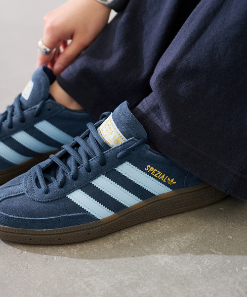 FRAMeWORK（フレームワーク）の「ADIDAS/アディダス HANDBALL SPEZIAL（スニーカー・レディース・ネイビー・23cm/25cm/24cm）」の3枚目の写真