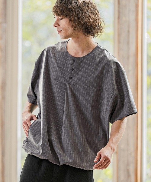 CAMBIO（カンビオ）の「mt10261-Classic Pinstripe Hem Shirring Short Sleeve Pullover プルオーバー(S67726cmb)（Tシャツ/カットソー・メンズ・ブラック/チャコールグレー/ミックスグレー/グレイッシュベージュ・S/M/L）」の11枚目の写真