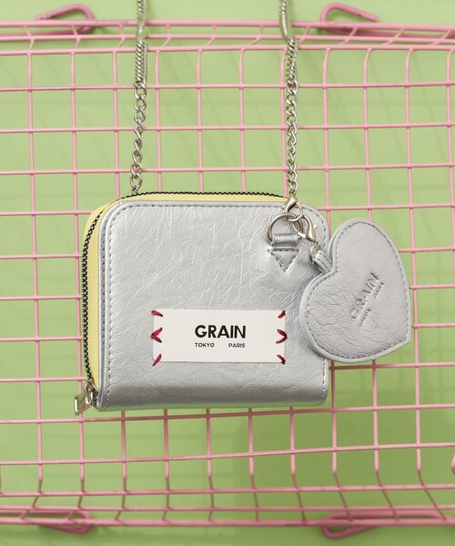 GRAIN（グレイン）の「【GRAIN/グレイン】二つ折りハートチャーム付き２WAYウォレット（財布・レディース・シルバー/ブラック/ボルドー・FREE）」の3枚目の写真