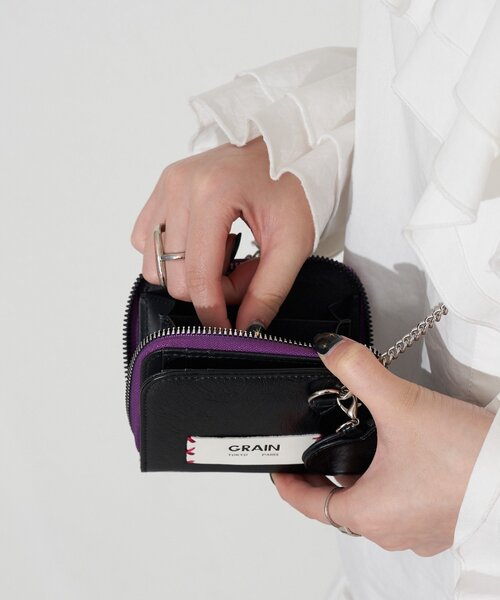 GRAIN（グレイン）の「【GRAIN/グレイン】二つ折りハートチャーム付き２WAYウォレット（財布・レディース・シルバー/ブラック/ボルドー・FREE）」の20枚目の写真