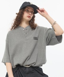 CODDERR（コーダー）の「【CODDERR】ロゴ刺繍 ドローコード ヘンリーネック サーマル半袖Tシャツ（Tシャツ/カットソー）」