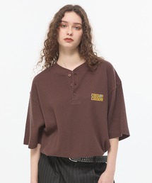 CODDERR（コーダー）の「【CODDERR】ロゴ刺繍 ドローコード ヘンリーネック サーマル半袖Tシャツ（Tシャツ/カットソー）」