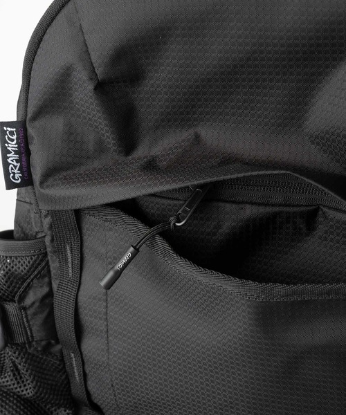 Gramicci（グラミチ）の「DAY PACK 25L（バックパック/リュック・メンズ・ブラック/オリーブ・F）」の10枚目の写真