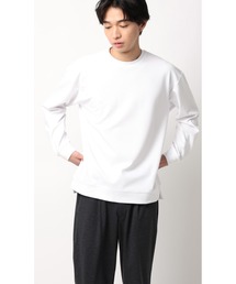 AOYAMA（アオヤマ）の「ゼロプレッシャーポンチクルーネックＴシャツ【長袖】<ハリと伸縮性、上品な光沢が特徴のポンチニット>（Tシャツ/カットソー）」