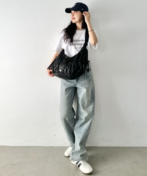 THE NORTH FACE(ザノースフェイス)の「【国内未発売】THE NORTH FACE(ザ・ノースフェイス)/軽量 大容量 シャーリング リボン ホーボーバッグ ショルダーバッグ/BONNEY SR CROSS BAG(ショルダーバッグ・レディース・ライトグレー/ブラック・FREE)」の22枚目の写真
