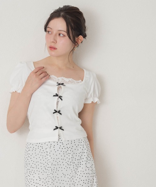 MISCH MASCH(ミッシュマッシュ)の「2026春夏新作 フロントリボンパフスリーブブラウス(シャツ/ブラウス・レディース・ホワイト・フリ-)」の7枚目の写真