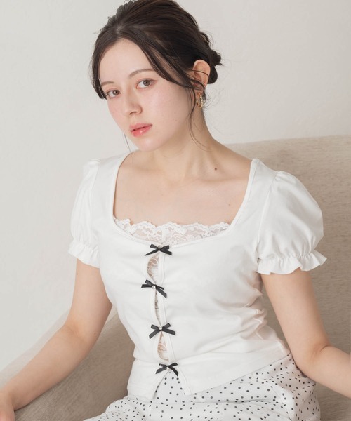 MISCH MASCH(ミッシュマッシュ)の「2026春夏新作 フロントリボンパフスリーブブラウス(シャツ/ブラウス・レディース・ホワイト・フリ-)」の2枚目の写真
