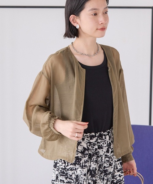 AMERICAN HOLIC（アメリカンホリック）の「【WEB限定】ノーカラーシアーZIPブルゾン（ノーカラージャケット・レディース・オリーブ/ブラック・L/M）」の11枚目の写真