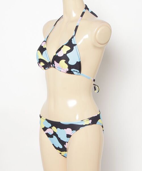 A BATHING APE（アベイシングエイプ）の「NEW MULTI CAMO SWIMWEAR（水着・レディース・ブラック/ホワイト・SMALL/LARGE/MEDIUM）」の9枚目の写真