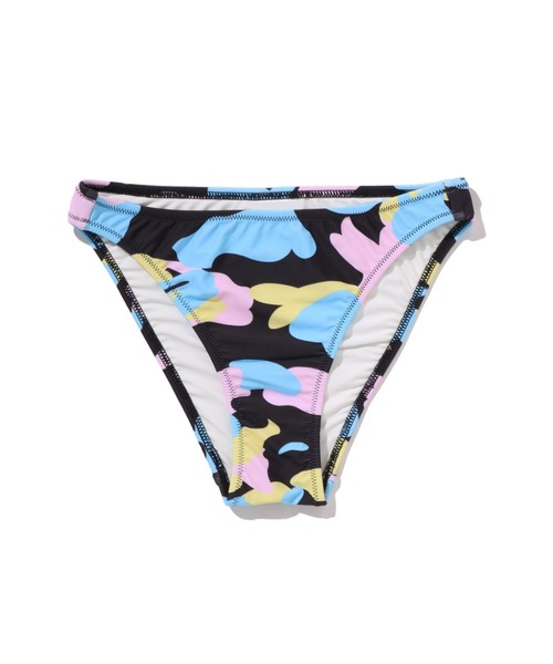 A BATHING APE（アベイシングエイプ）の「NEW MULTI CAMO SWIMWEAR（水着・レディース・ブラック/ホワイト・SMALL/LARGE/MEDIUM）」の6枚目の写真