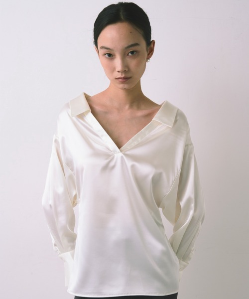 kiehtova(キエトヴァ)の「【kiehtova】EFFORTLESS V-NECK SHIRT/エフォートレスブイネックシャツ(シャツ/ブラウス・レディース・サックスブルー/ホワイト・FREE)」の1枚目の写真