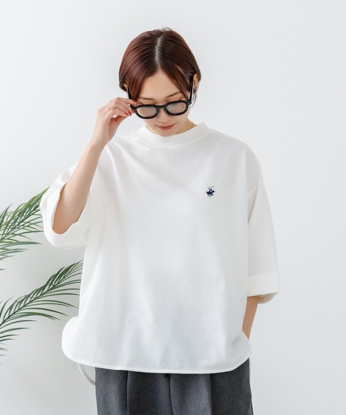 BEVERLY HILLS POLO CLUB(ビバリーヒルズポロクラブ)の「【BEVERLY HILLS POLO CLUB/ビバリーヒルズポロクラブ】【二の腕すっきり・腰回りカバー】ミニ裏毛 袖ロールアップTシャツ 着痩せ 絶妙な丈感(Tシャツ/カットソー・レディース・ライトグリーン/ネイビー/ブラック/オフホワイト・MEDIUM/LARGE)」の11枚目の写真