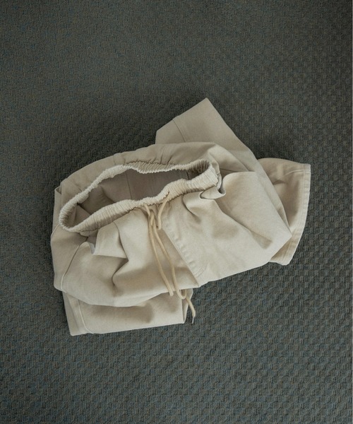 lawgy(ラウジー)の「cotton twill drawstring straight pants / コットンツイルドローストリングストレートパンツ(その他パンツ・レディース・ライトベージュ/ブラウン/ブラック・FREE)」の12枚目の写真