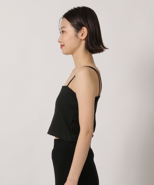 LAKOLE（ラコレ）の「クロップドカップ付きキャミ / 659991（キャミソール・レディース・ブラウン/グレー/オフホワイト/ブラック・MEDIUM/LARGE）」の21枚目の写真