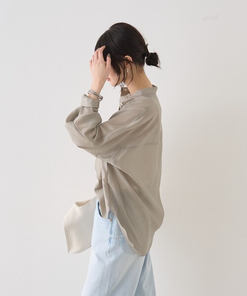 Rouge vif Anna（ルージュヴィフアンナ）の「シアースタンドネックシャツ/バンドカラーシャツ/春服/夏服/通勤/羽織（シャツ/ブラウス・レディース・ラベンダー/ホワイト/セージグリーン・フリー）」の15枚目の写真