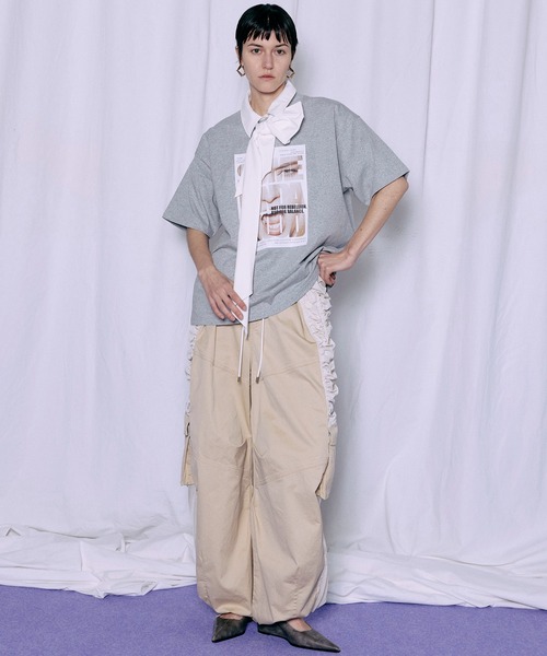 MAISON SPECIAL（メゾンスペシャル）の「【2026SUMMER PRE-ORDER】Bicolor Cargo Pants/バイカラーカーゴパンツ（カーゴパンツ・レディース・ホワイト/カーキ/ブラック・36/38）」の4枚目の写真