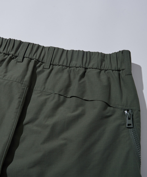 KALAPATTHAR（カラパタール）の「NC フラップ ショーツ - カーキ（その他パンツ・メンズ・その他・X-LARGE/MEDIUM/LARGE）」の2枚目の写真