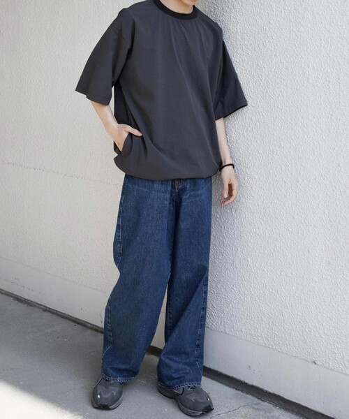 SHIPS any(シップス エニィ)の「SHIPS any:〈撥水/軽量/ストレッチ〉SOLOTEX(R) シアサッカー スピンドル Tシャツ ◇(Tシャツ/カットソー・メンズ・チャコールグレー/ブラック/キャメル/ダークブルー/ネイビー・LARGE/MEDIUM/SMALL)」の7枚目の写真