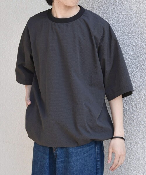SHIPS any(シップス エニィ)の「SHIPS any:〈撥水/軽量/ストレッチ〉SOLOTEX(R) シアサッカー スピンドル Tシャツ ◇(Tシャツ/カットソー・メンズ・チャコールグレー/ブラック/キャメル/ダークブルー/ネイビー・LARGE/MEDIUM/SMALL)」の8枚目の写真