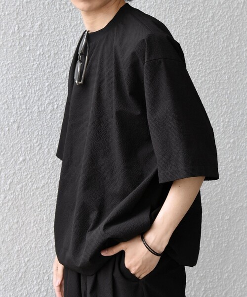 SHIPS any(シップス エニィ)の「SHIPS any:〈撥水/軽量/ストレッチ〉SOLOTEX(R) シアサッカー スピンドル Tシャツ ◇(Tシャツ/カットソー・メンズ・チャコールグレー/ブラック/キャメル/ダークブルー/ネイビー・LARGE/MEDIUM/SMALL)」の14枚目の写真